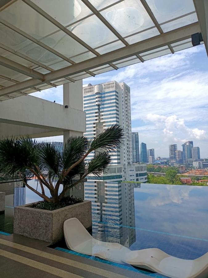 Twin Galaxy Jb Homestay By Summer Johor Bahru Exterior photo